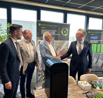 Kamp Coating Groep feliciteert MCB Milieutechniek met hun nieuwbouwpand in Tholen